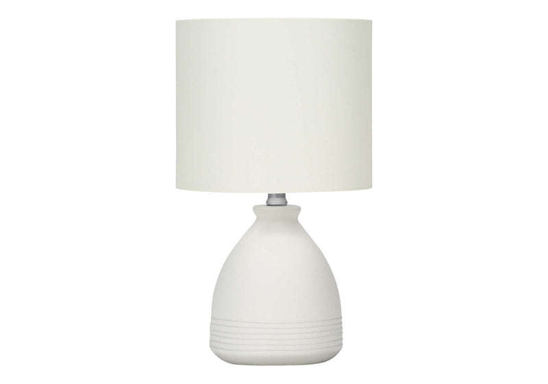 Lampe de table, 17"H, céramique crème, abat-jour ivoire/crème, moderne