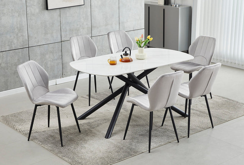 Ensemble de salle à manger élégant en marbre fritté avec chaises en velours gris clair