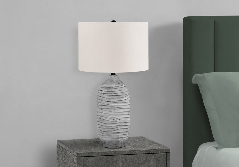 Affordable-Table-Lamp-I-9723-9202