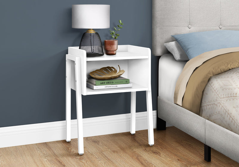 Accent Table - 23"H / White / White Metal - I 3594